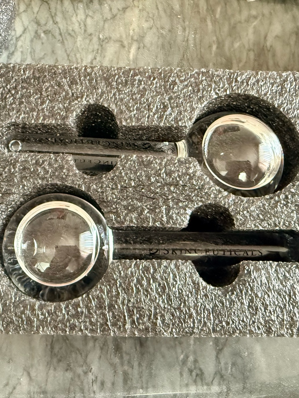 SkinCeuticals Glass Facial Cryo-Globe Set